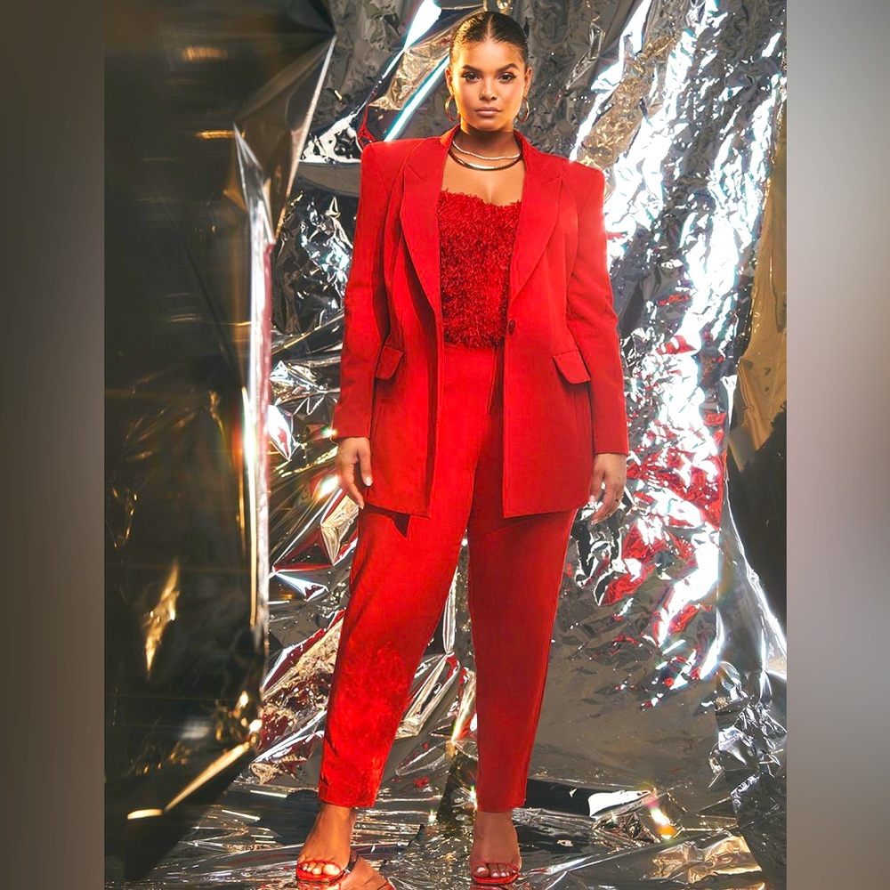 ⭐️❤️New Red Eloquii Suit Set - Strong Shoulder Blazer / Straight leg pants
